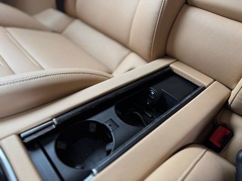 Used 2023 Porsche Panamera Platinum Edition RWD image 34