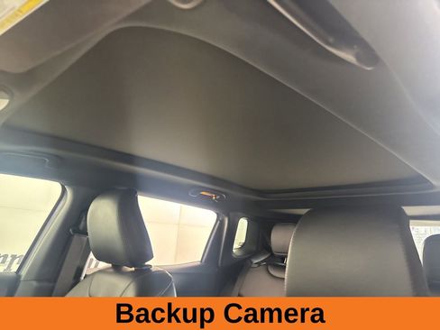 Used 2022 Jeep Compass High Altitude AWD/4WD image 10