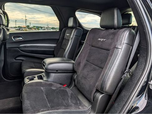 Used 2018 Dodge Durango SRT AWD/4WD image 17