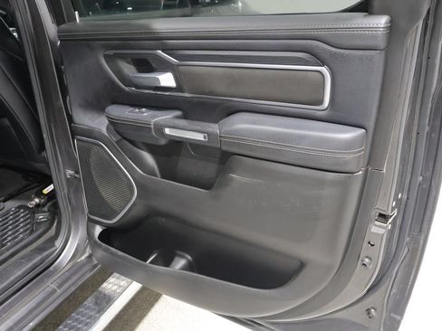 Used 2024 RAM 1500 Laramie AWD/4WD image 23