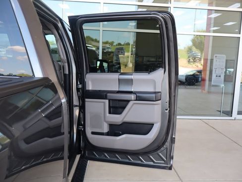 Used 2020 Ford F150 XLT w/ Equipment Group 302A Luxury AWD/4WD image 41