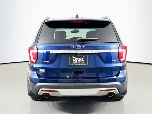 Used 2017 Ford Explorer Limited image 12