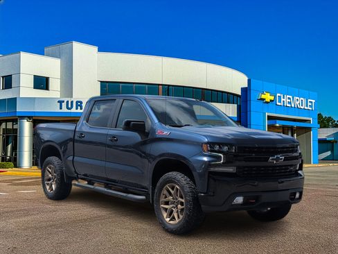 Used 2021 Chevrolet Silverado 1500 LT Trail Boss w/ Convenience Package II AWD/4WD image 9