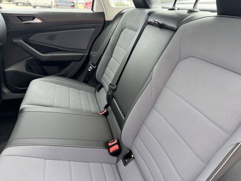 New 2025 Volkswagen Jetta SE image 16