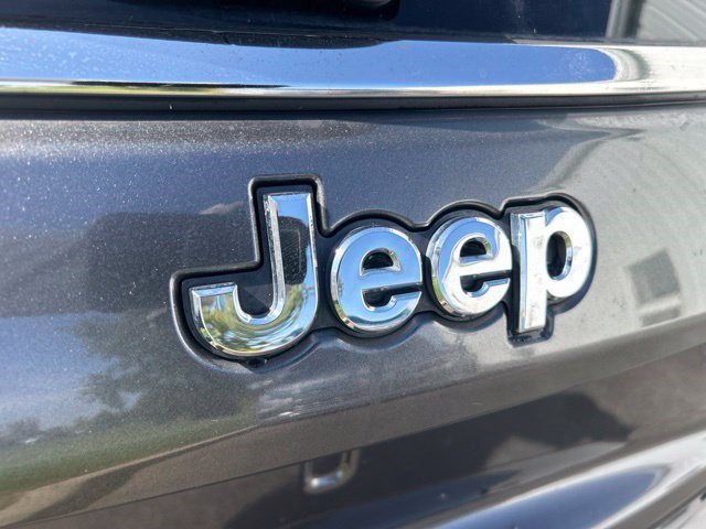 Used 2018 Jeep Compass Latitude FWD image 53