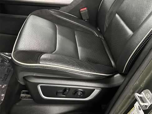 Used 2020 RAM 1500 Laramie w/ Sport Appearance Package image 15