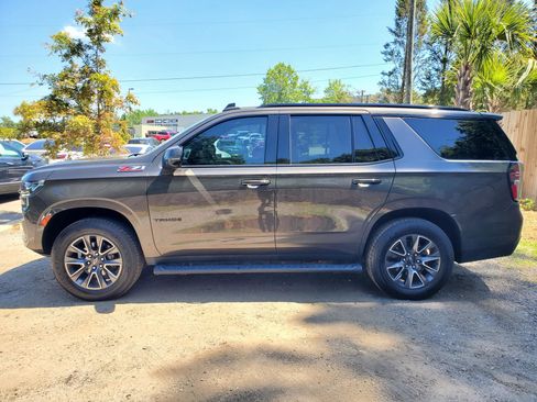 Used 2021 Chevrolet Tahoe Z71 w/ Z71 Signature Package AWD/4WD image 4