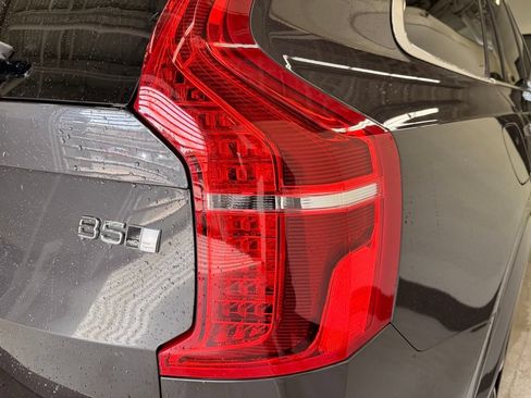 Used 2023 Volvo XC90 B5 Plus AWD/4WD image 5