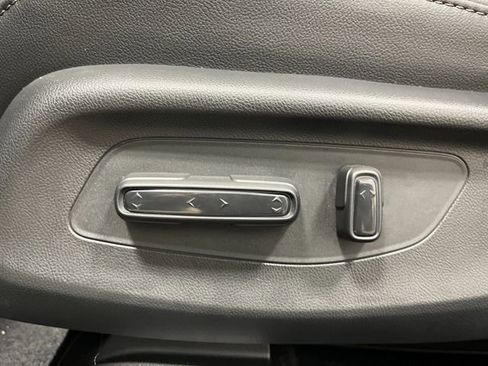 New 2026 Honda HR-V EX-L image 14