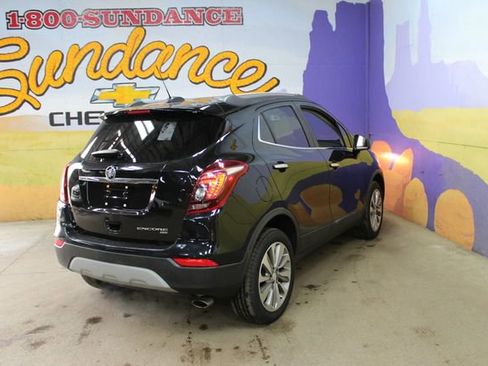 Used 2020 Buick Encore Preferred AWD/4WD image 8