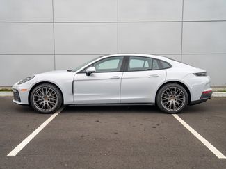 New 2026 Porsche Panamera 4 video 2