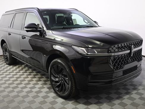 New 2027 Lincoln Navigator L Reserve w/ Jet Appearance Package AWD/4WD image 8
