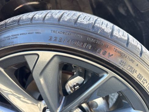 Used 2025 Toyota Corolla SE w/ SE Premium Package image 31