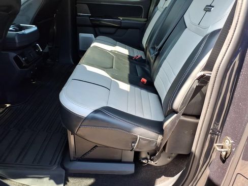 Used 2022 Ford F150 Lightning Platinum AWD/4WD image 10