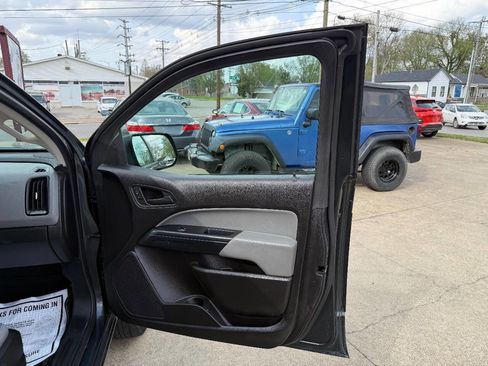 Used 2017 Chevrolet Colorado W/T w/ WT Convenience Package image 17