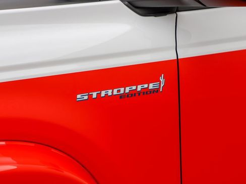 Used 2025 Ford Bronco Stroppe Edition image 8