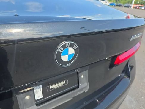 Used 2021 BMW 530i w/ Premium Package RWD image 10