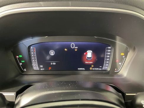 Certified 2025 Honda Pilot Elite image 5