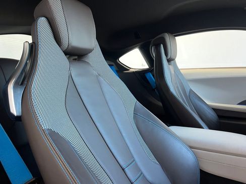 Used 2014 BMW i8 image 21