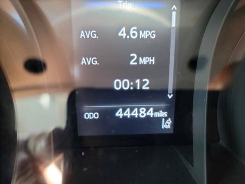 Used 2021 Toyota Camry LE FWD image 17