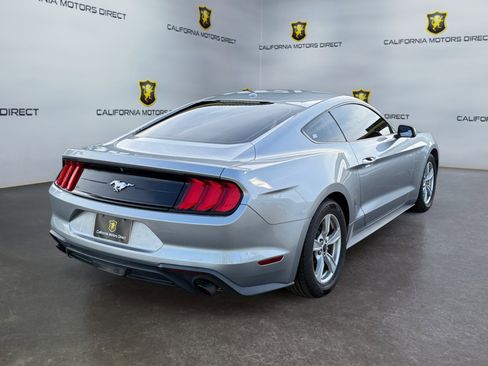 Used 2020 Ford Mustang Coupe image 5