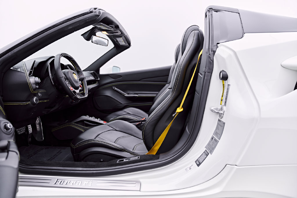 Used 2019 Ferrari 488 Spider RWD image 49