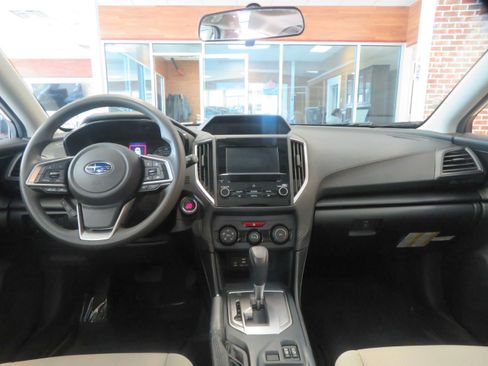 Used 2022 Subaru Impreza 2.0i Premium AWD/4WD image 49