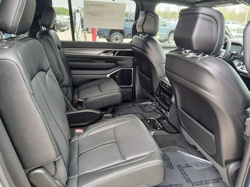 New 2026 Jeep Grand Wagoneer Limited AWD/4WD image 25