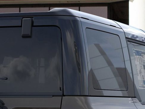 New 2025 Ford Bronco Badlands image 25