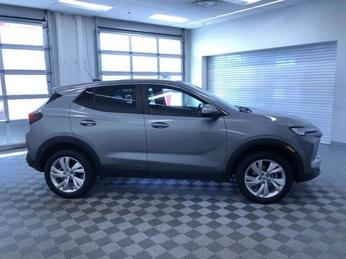 Used 2025 Buick Encore GX Preferred AWD/4WD image 36