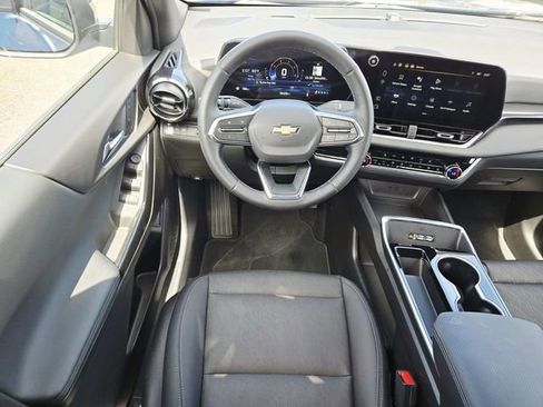 Certified 2025 Chevrolet Equinox LT w/ Convenience Package II FWD image 7