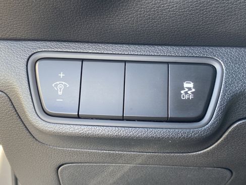 Used 2024 Kia Forte LXS image 28