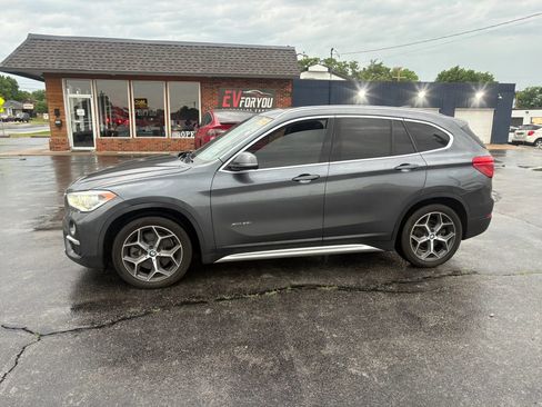 Used 2016 BMW X1 xDrive28i AWD/4WD image 4