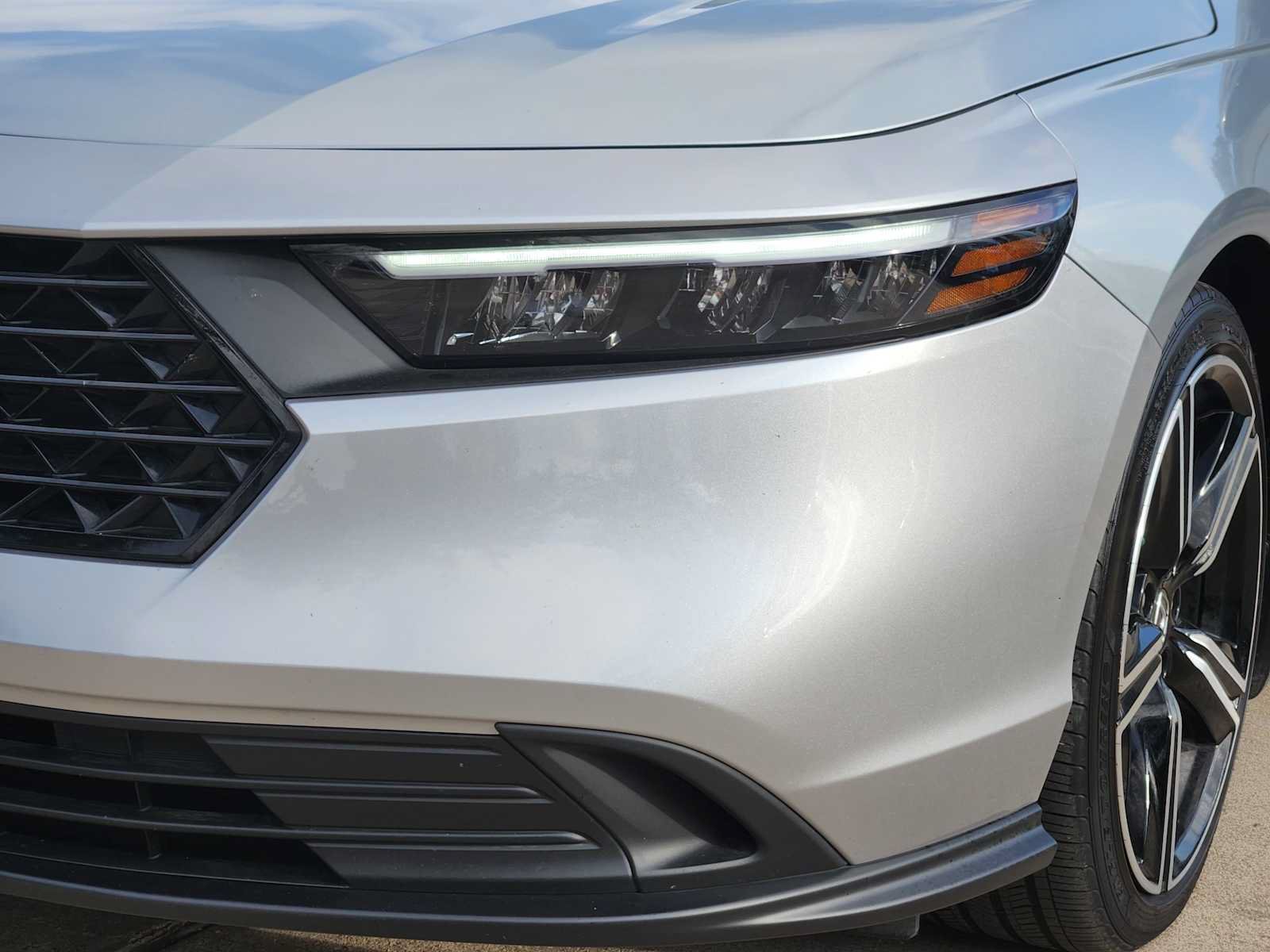 Used 2024 Honda Accord Sport image 7