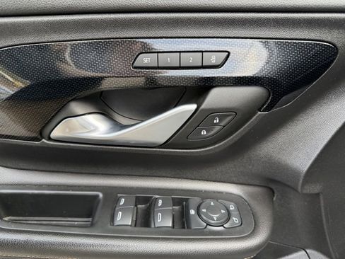 Used 2022 GMC Terrain AT4 image 15