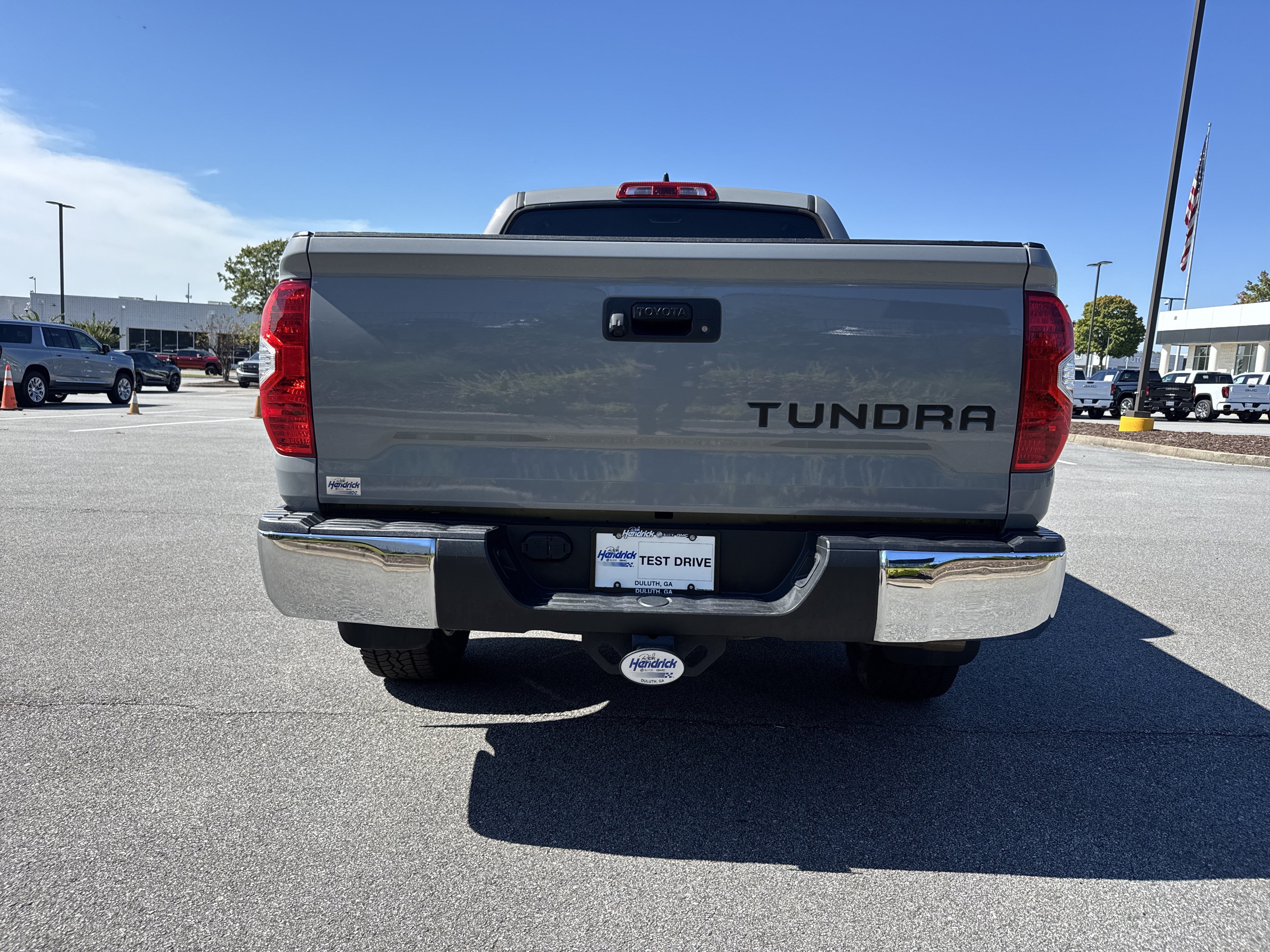 Used 2021 Toyota Tundra SR5 w/ TRD Off-Road Package AWD/4WD image 9