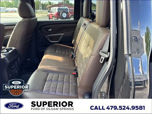 Used 2021 Nissan Titan Platinum Reserve w/ Moonroof Package AWD/4WD image 18