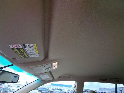 Used 2008 Toyota Highlander Limited FWD image 13