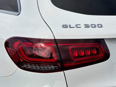 Certified 2022 Mercedes-Benz GLC 300 w/ Premium Package Lite image 27
