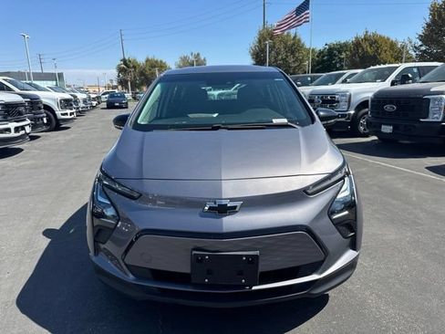 Used 2023 Chevrolet Bolt LT w/ Driver Confidence Package FWD image 5