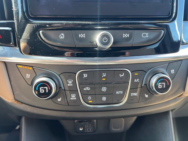 Used 2022 Chevrolet Traverse Premier w/ LPO, Floor Liner Package FWD image 31