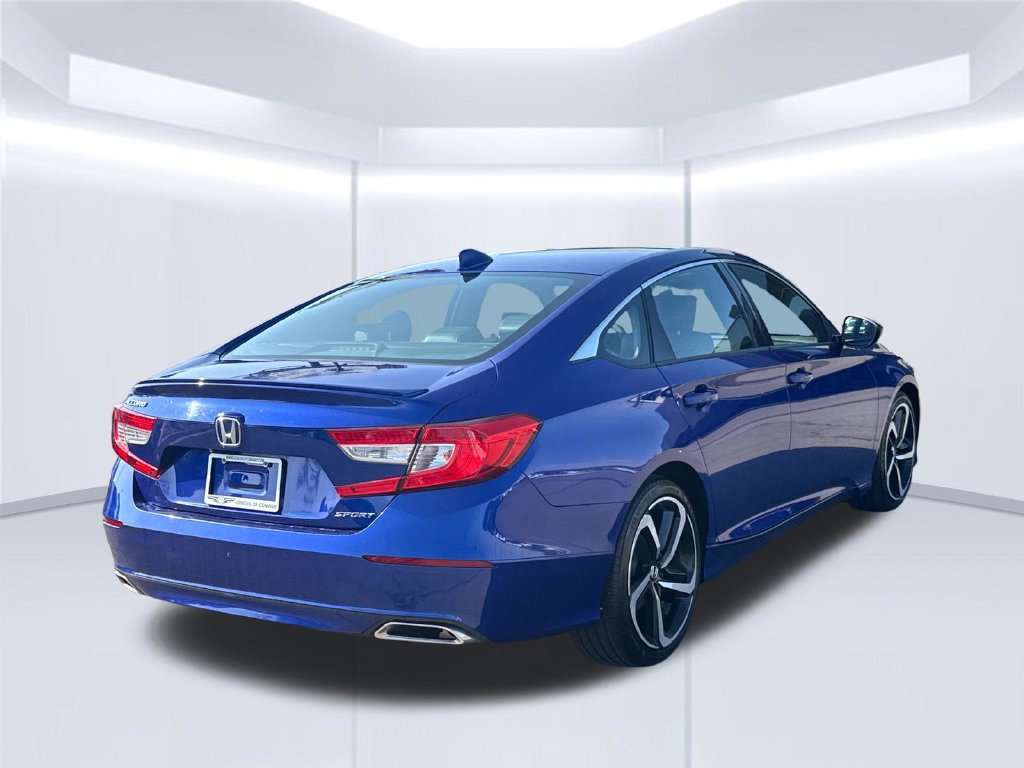 Used 2018 Honda Accord Sport image 3