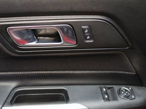 Used 2022 Ford Mustang Coupe image 13