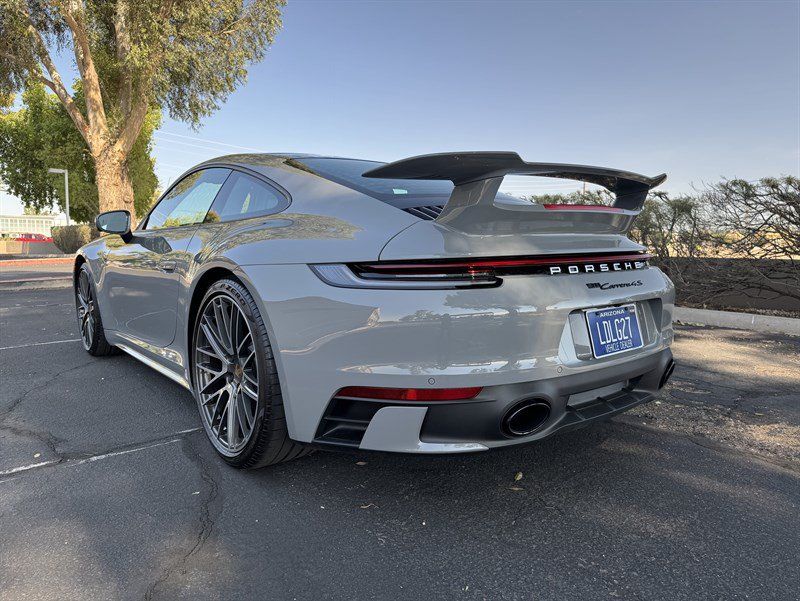 Used 2024 Porsche 911 Carrera 4S w/ Premium Package AWD/4WD image 18