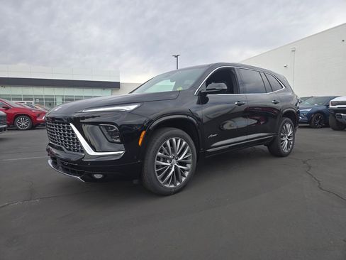 New 2026 Buick Enclave Avenir w/ Super Cruise Package image 2