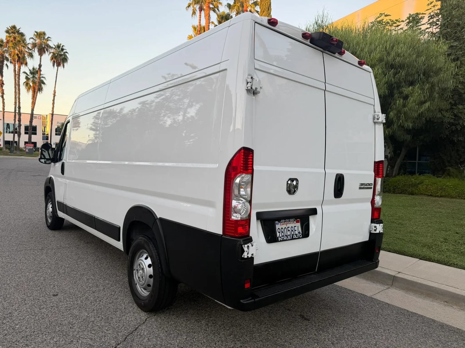 Used 2023 RAM ProMaster 3500 FWD image 9