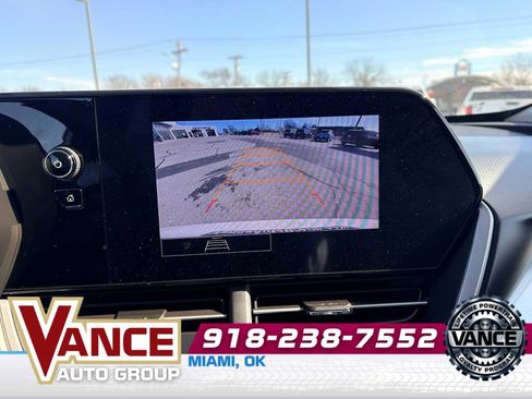 Used 2025 Chevrolet Trax LS w/ LS Convenience Package image 25