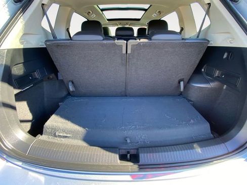 Used 2022 Volkswagen Tiguan SE image 34