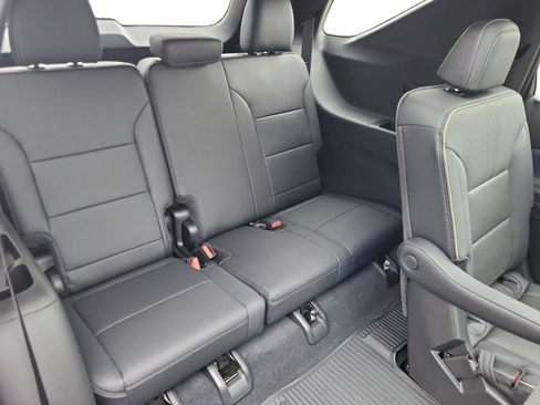 New 2026 Chevrolet Traverse High Country w/ LPO, Floor Liner Package image 27