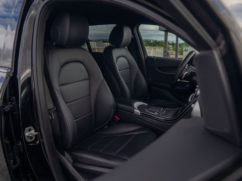Certified 2022 Mercedes-Benz GLC 300 4MATIC image 29